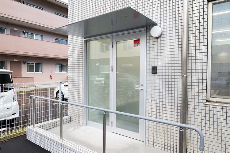 発熱外来入口
